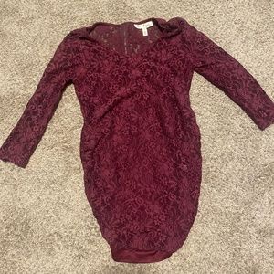 Jessica Simpson maternity lace top